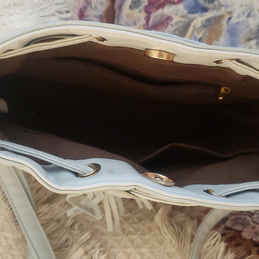 Purse - Picture 3 of 3